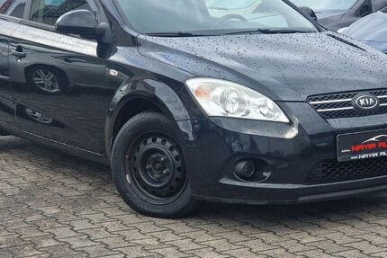 Kia ceed / Ceed 126.500 km 2.999 &euro; Viernheim (bei MANNHEIM) 68519