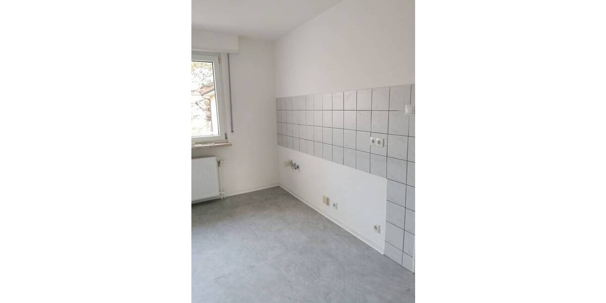 Etagenwohnung Ludwigshafen Süd - 2 Zimmer, 50 m&sup2;, 660&euro; | Angebot:26205778