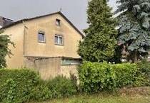 Wir bieten an: Charmantes freistehendes Wohnhaus