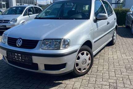 VW Polo 99.000 km 2.450 &euro; Oftersheim 68723