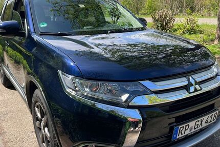 Mitsubishi Outlander 185.000 km 11.900 &euro; Altrip 67112