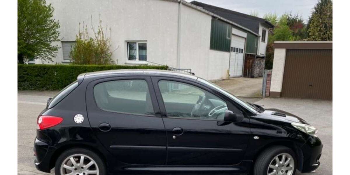 Peugeot 206 116.000 km 2.600 &euro; Mannheim 68239