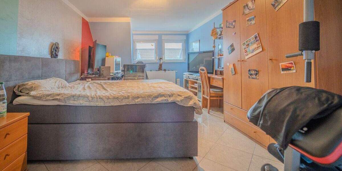 Einfamilienhaus Edingen-Neckarhausen Edingen - 7 Zimmer, 283 m&sup2;, 645.000&euro; | Angebot:25669391