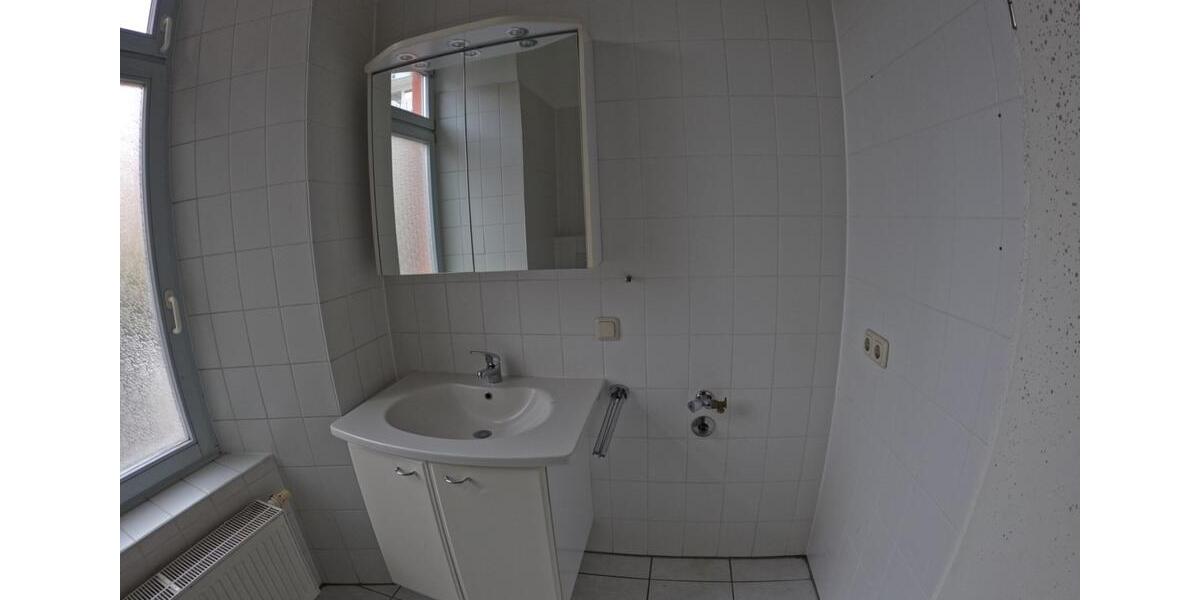 Erdgeschoßwohnung Worms - 2 Zimmer, 67 m&sup2;, 650&euro; | Angebot:26621561