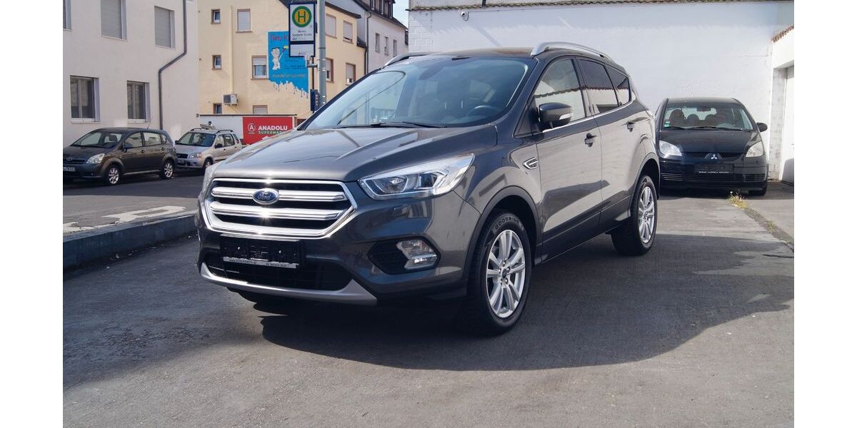 Ford Kuga 90.000 km 11.540 &euro; Worms 67547