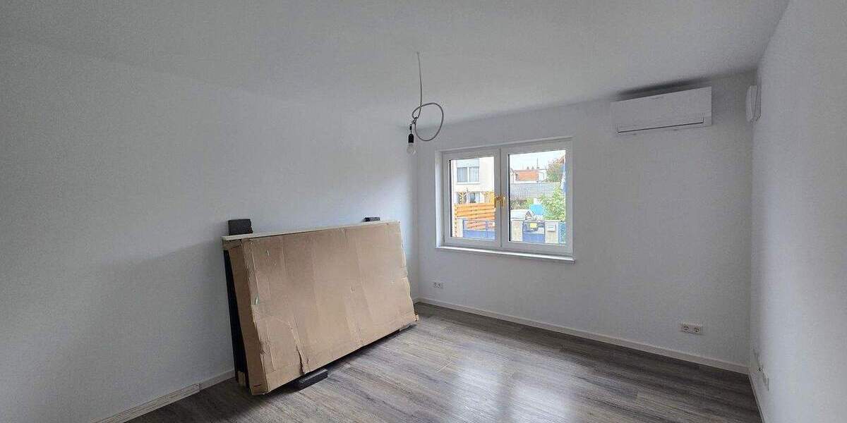 Doppelhaushälfte Römerberg Berghausen - 3 Zimmer, 80 m&sup2;, 1.600&euro; | Angebot:25654186
