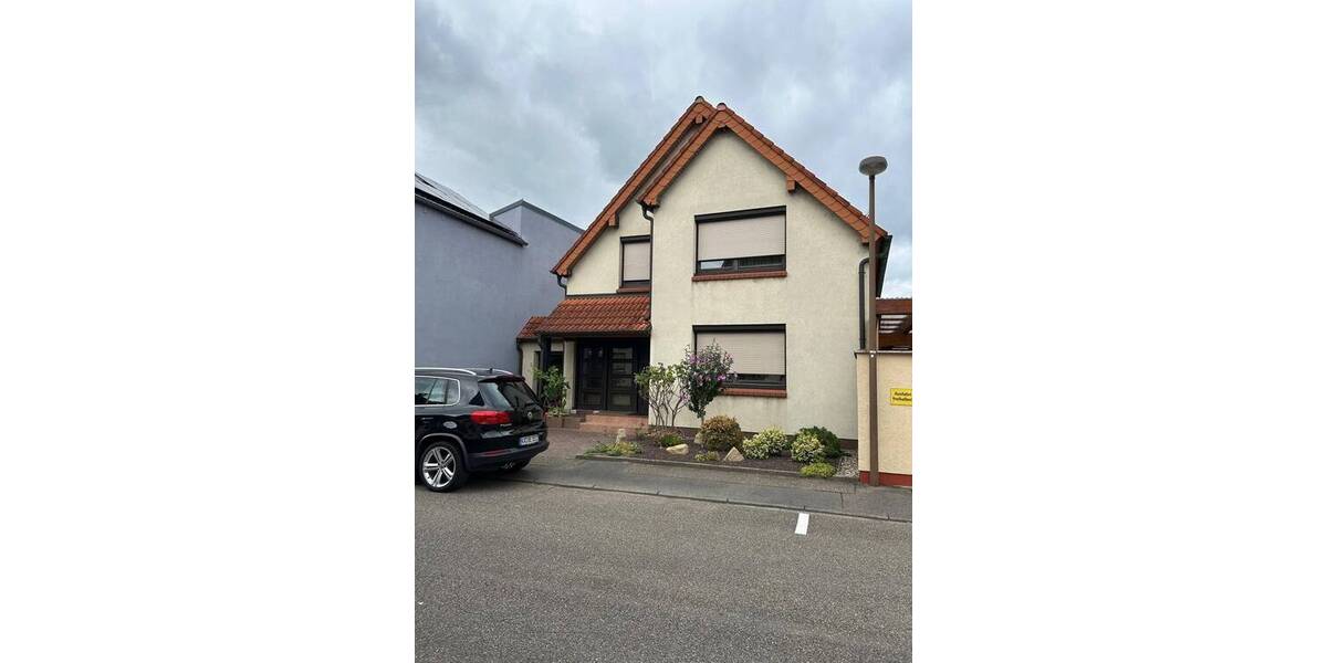 Gepflegtes EFH Mit schönem Grundstück in ruhiger gewachsener Wohngegend von Hockenheim 5 zimmer