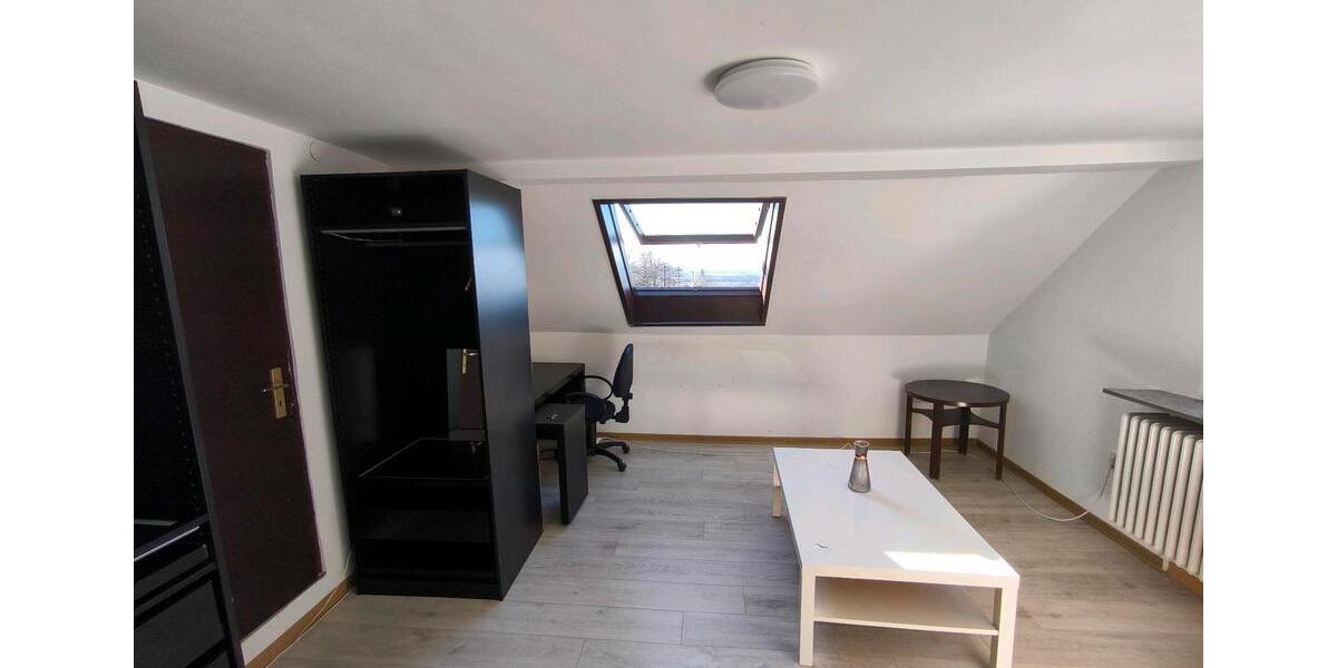 Dachgeschoßwohnung Dossenheim - 1 Zimmer, 20 m&sup2;, 620&euro; | Angebot:25721131