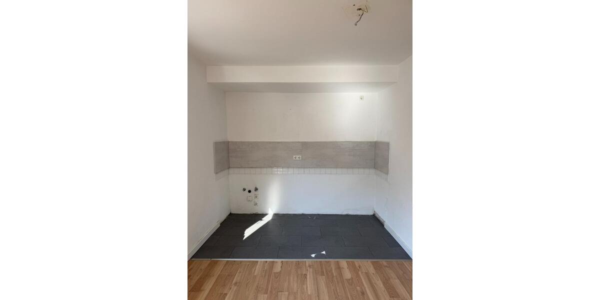 Erdgeschoßwohnung Ludwigshafen am Rhein Parkinsel - 2 Zimmer, 68 m&sup2;, 1.020&euro; | Angebot:25887797