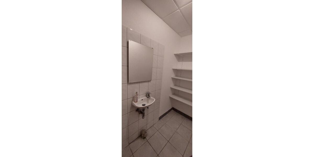 Attraktives Ladenlokal in guter Lage zu vermieten zimmer