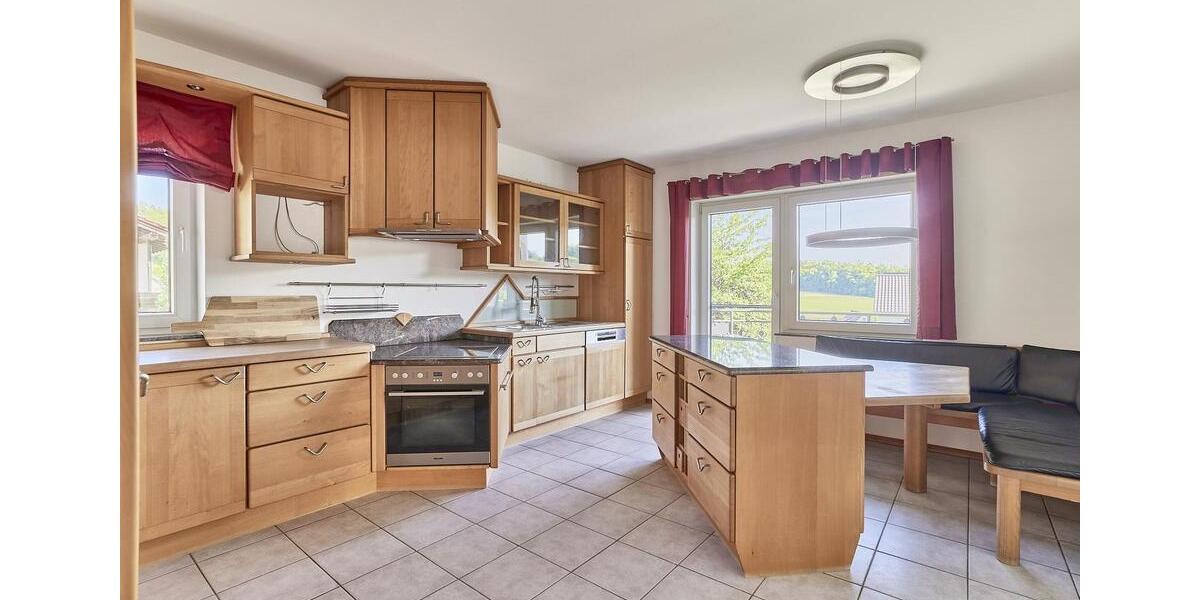 3 Km zur S-Bahn Einfamilienhaus inkl. ELW 9 zimmer