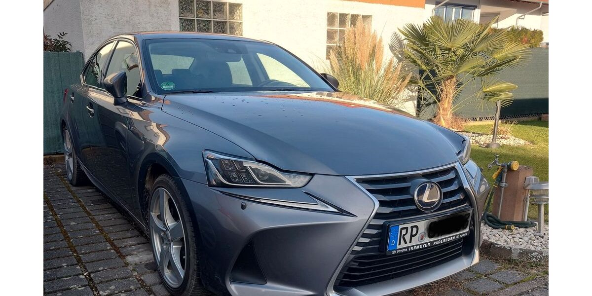 Lexus IS 300 85.000 km 29.999 &euro; Speyer 67346