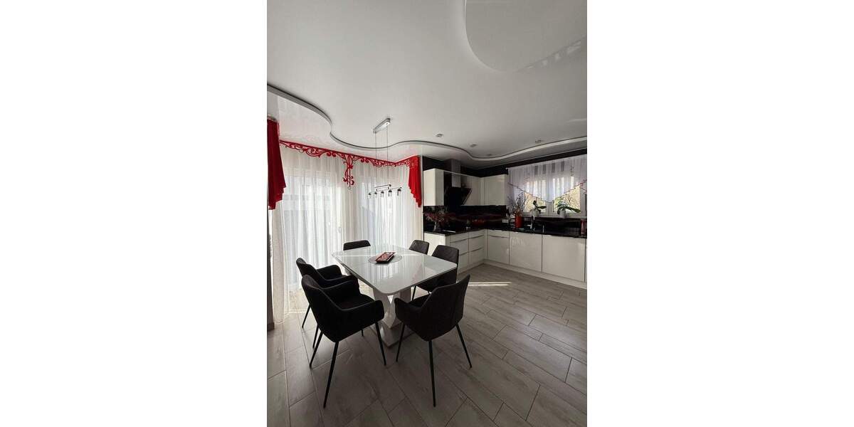 Einfamilienhaus Grünstadt - 4 Zimmer, 135 m&sup2;, 1.249.000&euro; | Angebot:25915023