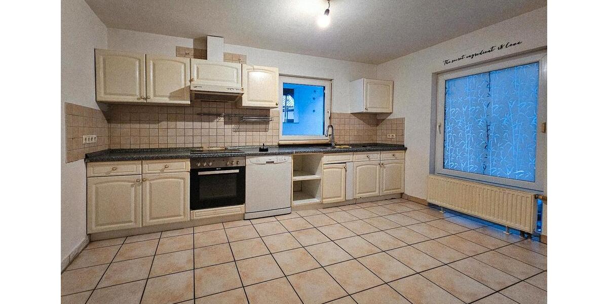 Etagenwohnung Frankenthal (Pfalz) - 4 Zimmer, 150 m&sup2;, 1.500&euro; | Angebot:26610586