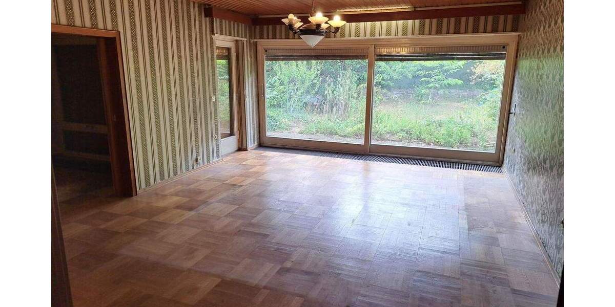 Ruhige, große Familien-Oase mit enormem Gartenparadies & Raum zum Träumen 7 zimmer