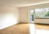 Für max.3 Personen!!! Frisch renoviert! 4 ZKB, XXL Balkon