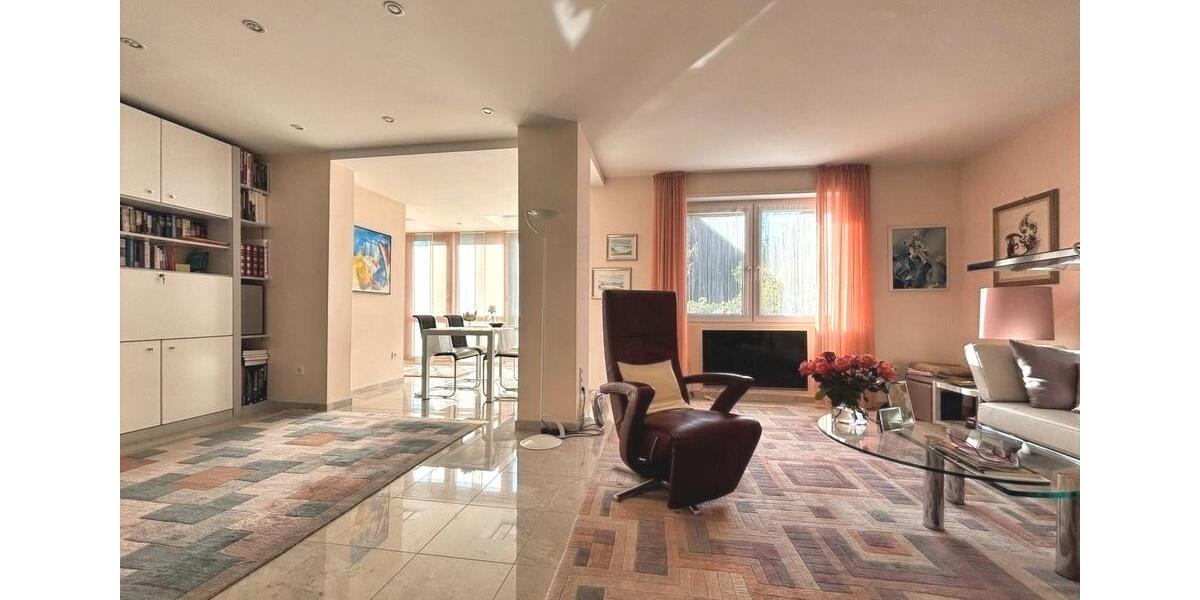 Maisonettenwohnung Heidelberg Neuenheim - 6 Zimmer, 172 m&sup2;, 2.750&euro; | Angebot:25267032