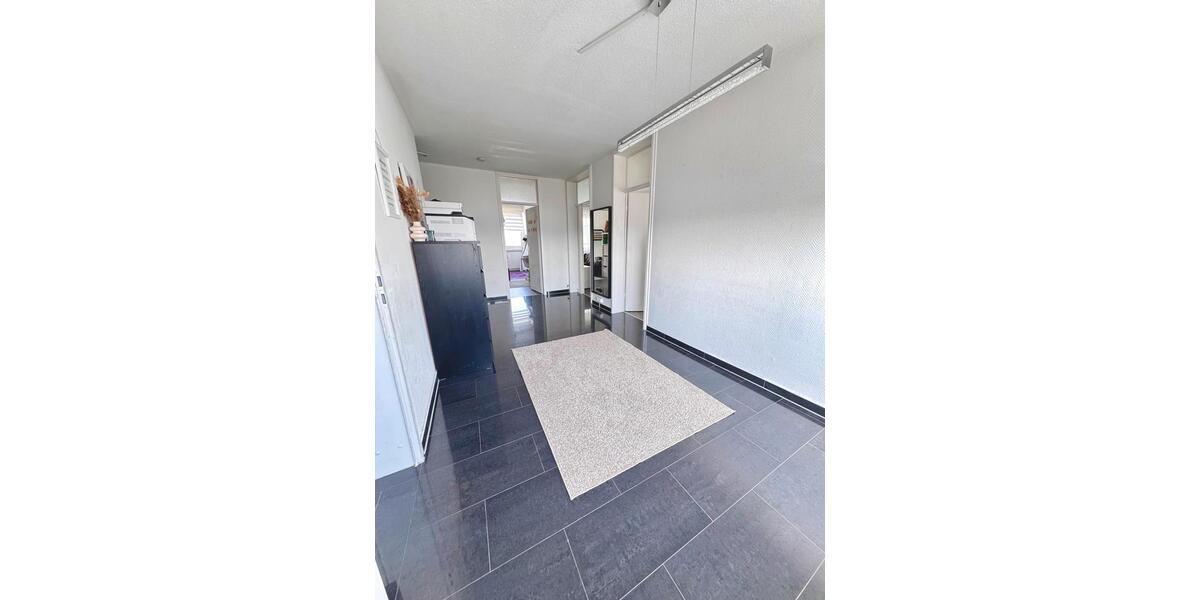 Etagenwohnung Ludwigshafen am Rhein Edigheim - 3.5 Zimmer, 83 m&sup2;, 235.000&euro; | Angebot:25645598