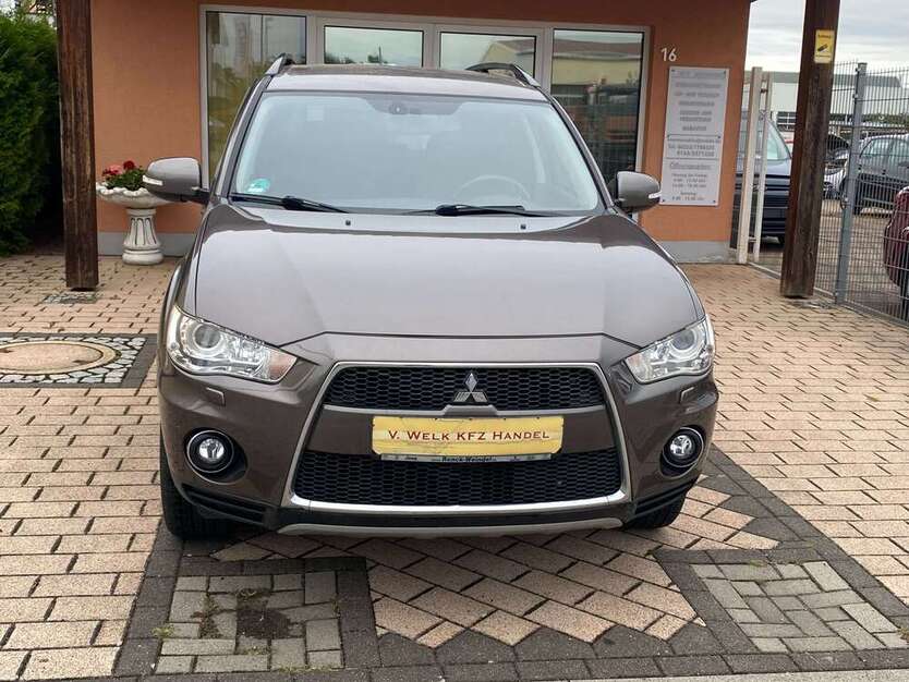Mitsubishi Outlander 214.518 km 5.450 € Frankenthal 67227