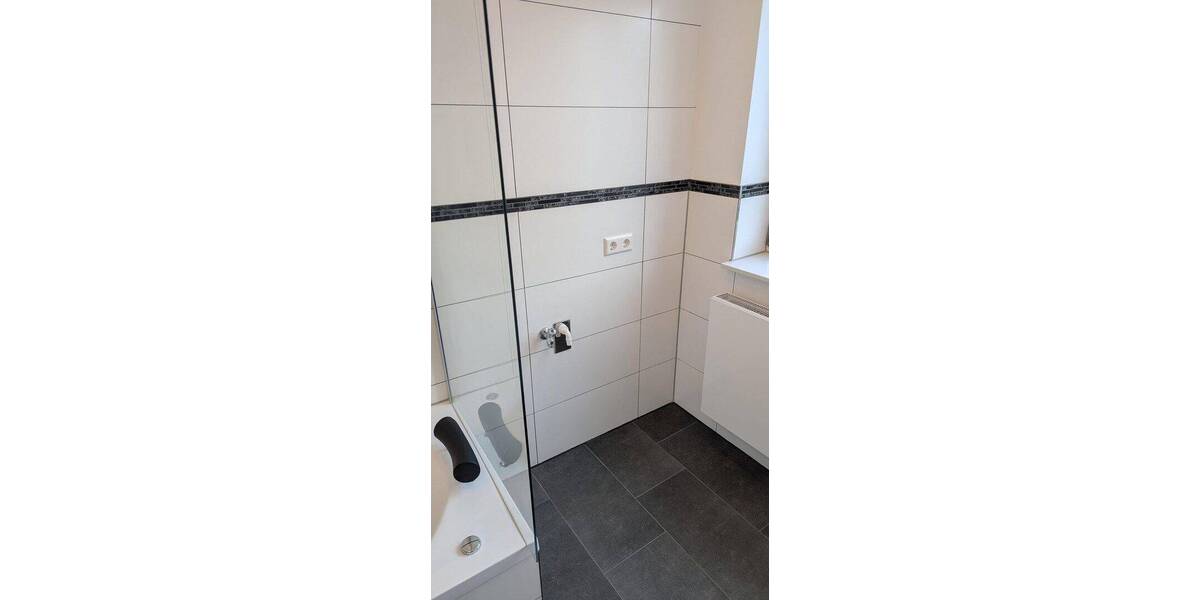 Etagenwohnung Mannheim Neckarstadt - 4 Zimmer, 82 m&sup2;, 1.035&euro; | Angebot:26885005