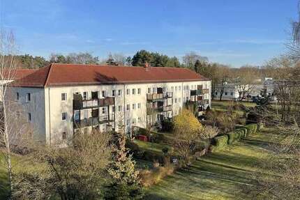 Wohnung zum Mieten in Schwerin 480 € 64.85 m²