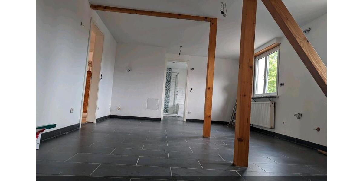 Etagenwohnung Mannheim Hochstätt - 3 Zimmer, 93 m&sup2;, 1.306&euro; | Angebot:25081507