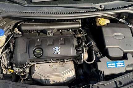 Peugeot 207 77.000 km 3.650 &euro; mannheim 68309