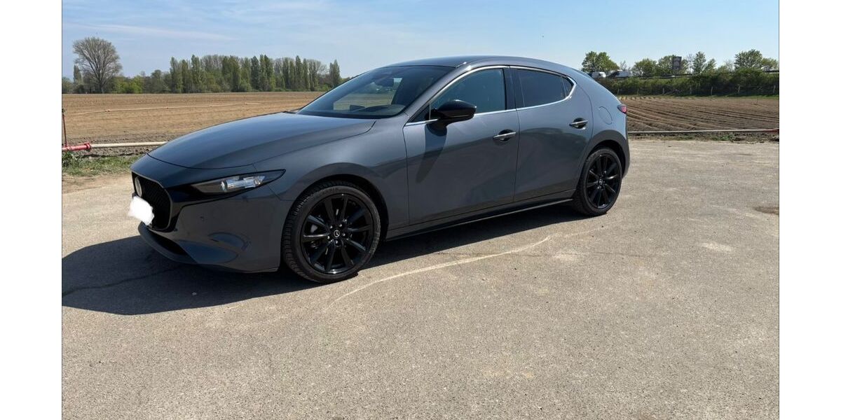 Mazda 3 15.000 km 23.100 &euro; Speyer 67346