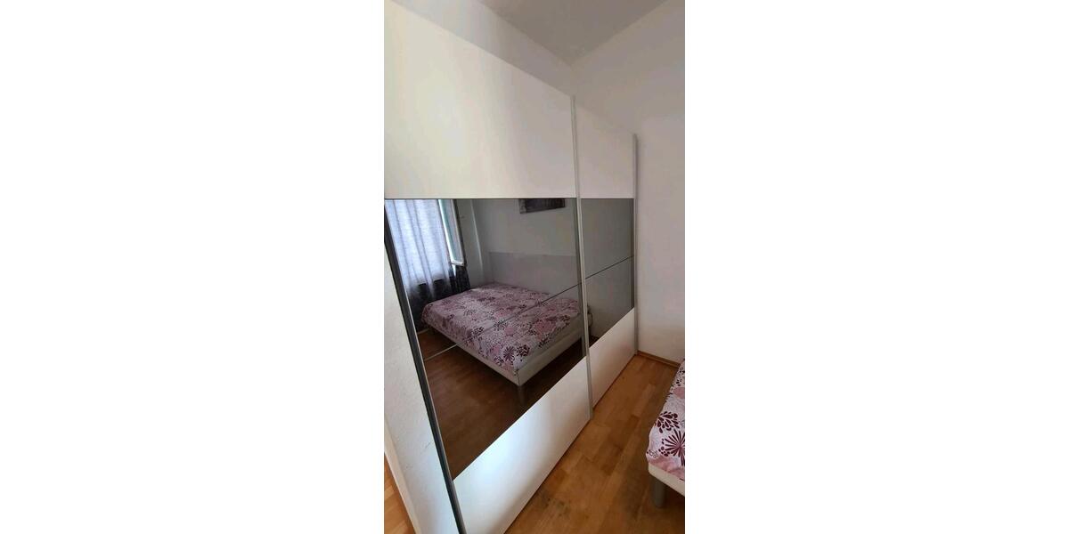 Erdgeschoßwohnung Brühl - 1.5 Zimmer, 31 m&sup2;, 600&euro; | Angebot:26248938