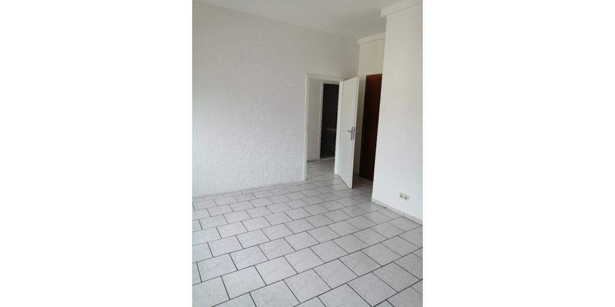 Etagenwohnung Fürth - 3 Zimmer, 80 m&sup2;, 600&euro; | Angebot:25473206
