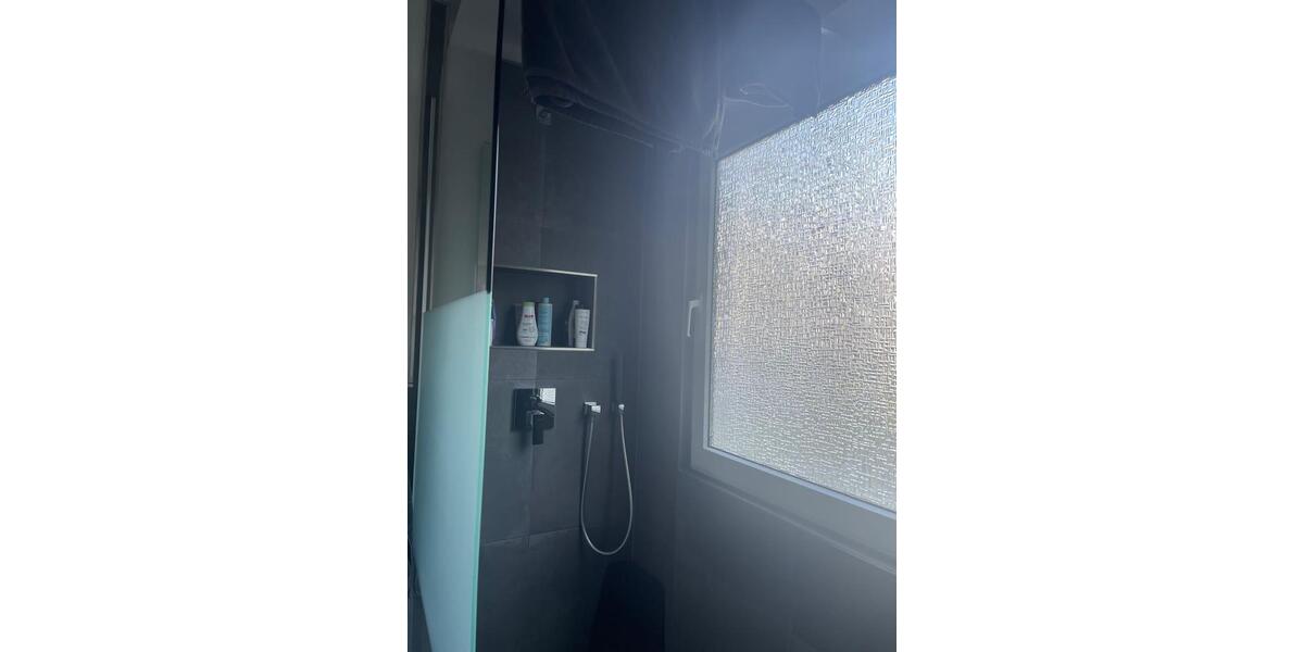 Etagenwohnung Ludwigshafen am Rhein Ludwigshafen-Oggersheim - 4 Zimmer, 100 m&sup2;, 1.600&euro; | Angebot:25323609