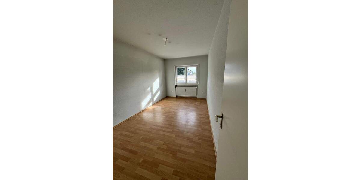 Büro,- Gewerbeetage in gepflegter Wohngegend von Waghäusel-Kirrlach 3 zimmer