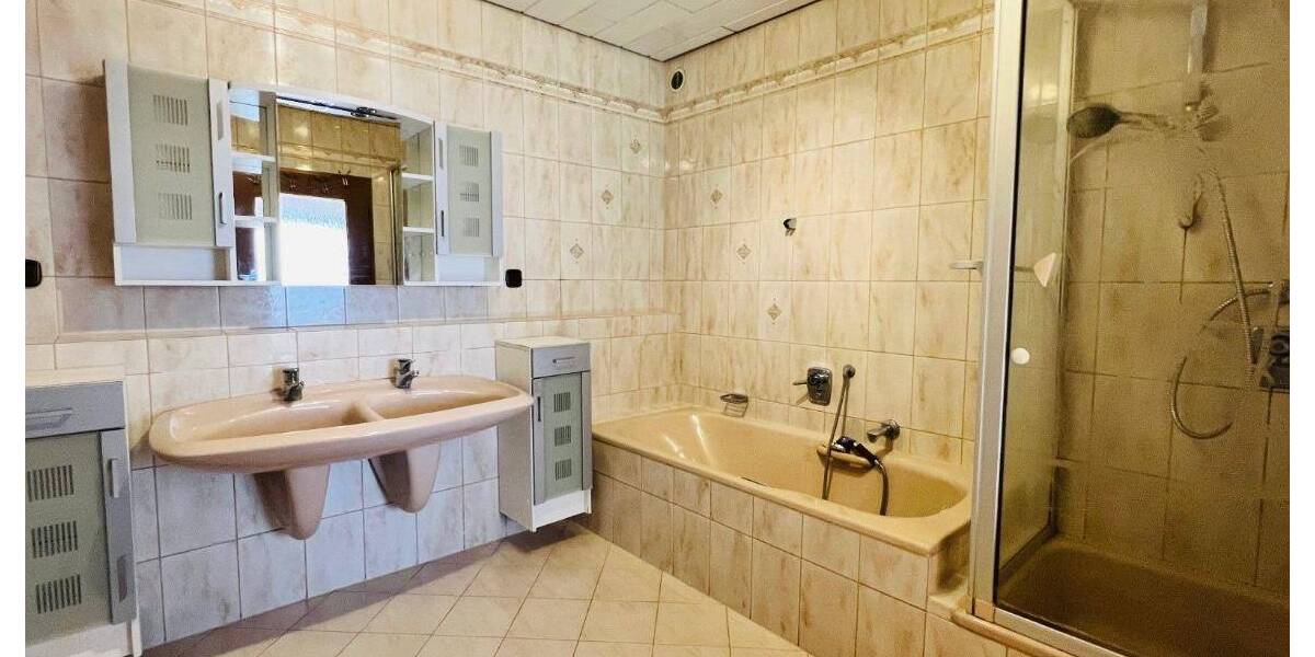 Doppelhaushälfte Beindersheim - 8 Zimmer, 181 m&sup2;, 419.000&euro; | Angebot:26083006