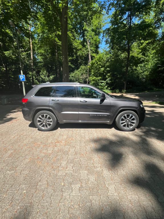Grand Cherokee