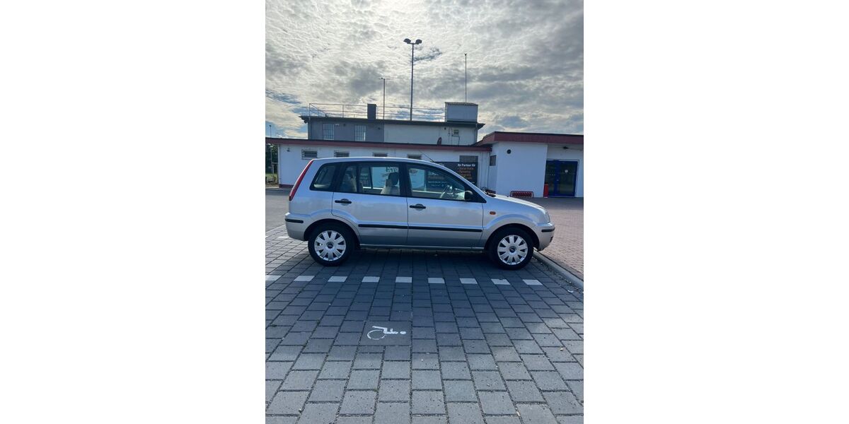 Ford Fusion 85.000 km 2.750 &euro; Bermersheim 67593