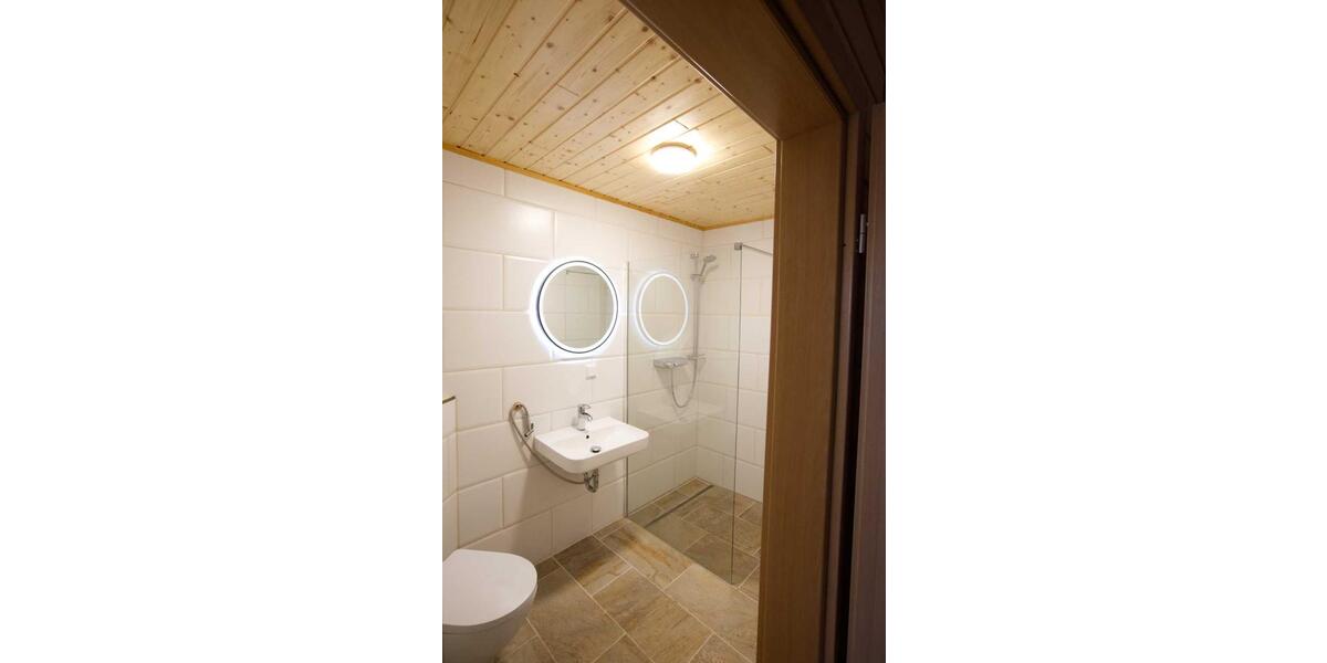 Reihenhaus Frankenthal (Pfalz) - 6.5 Zimmer, 162 m&sup2;, 500.000&euro; | Angebot:25125021