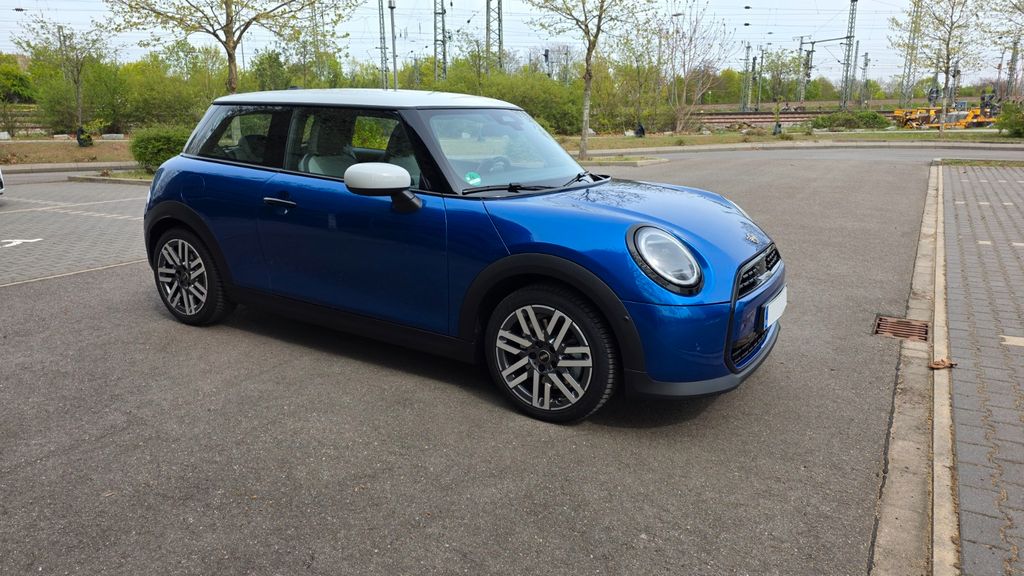 Mini Cooper Coupé 5.600 km 26.300 &euro; Mannheim 68163