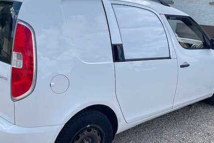 Skoda Praktik 119.000 km 4.200 € Lampertheim 68623