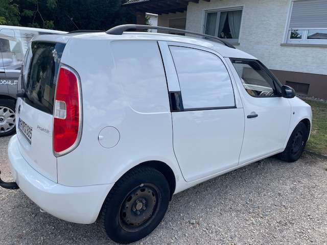 Skoda Praktik 119.000 km 4.200 € Lampertheim 68623