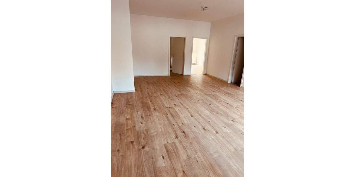 Etagenwohnung Ludwigshafen Gartenstadt - 3 Zimmer, 79 m&sup2;, 950&euro; | Angebot:25837570