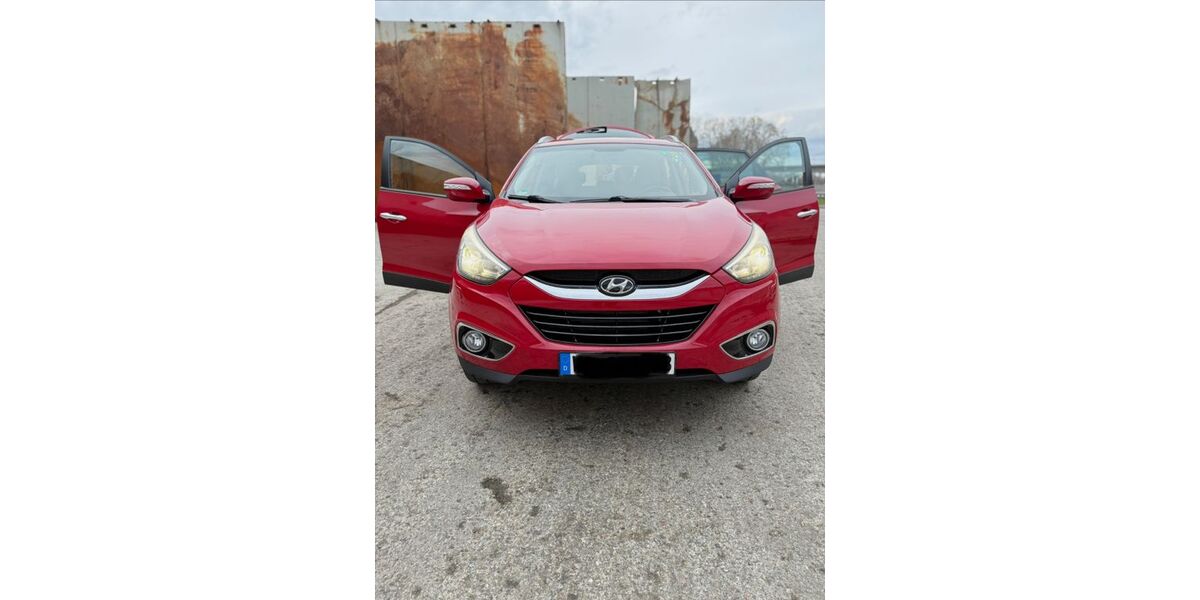 Hyundai ix35 198.000 km 8.600 &euro; Worms 67547