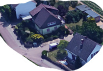 Maxdorf , großes Haus in Feldrandlage
