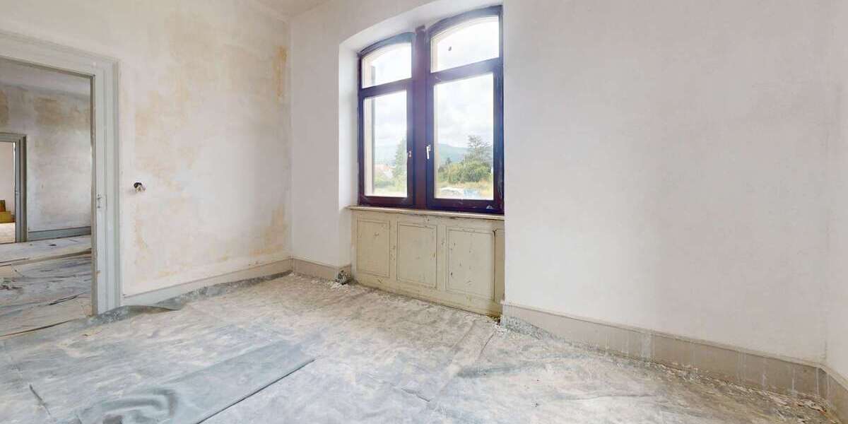 Als Wohnraum nutzbar Geschäftshaus mit Sanierungs- & Erweiterungspotential Blick auf die Haardt - Mehrfamilienhaus, Wohnhaus Neustadt an der Weinstraße Duttweiler | Angebot:22621223