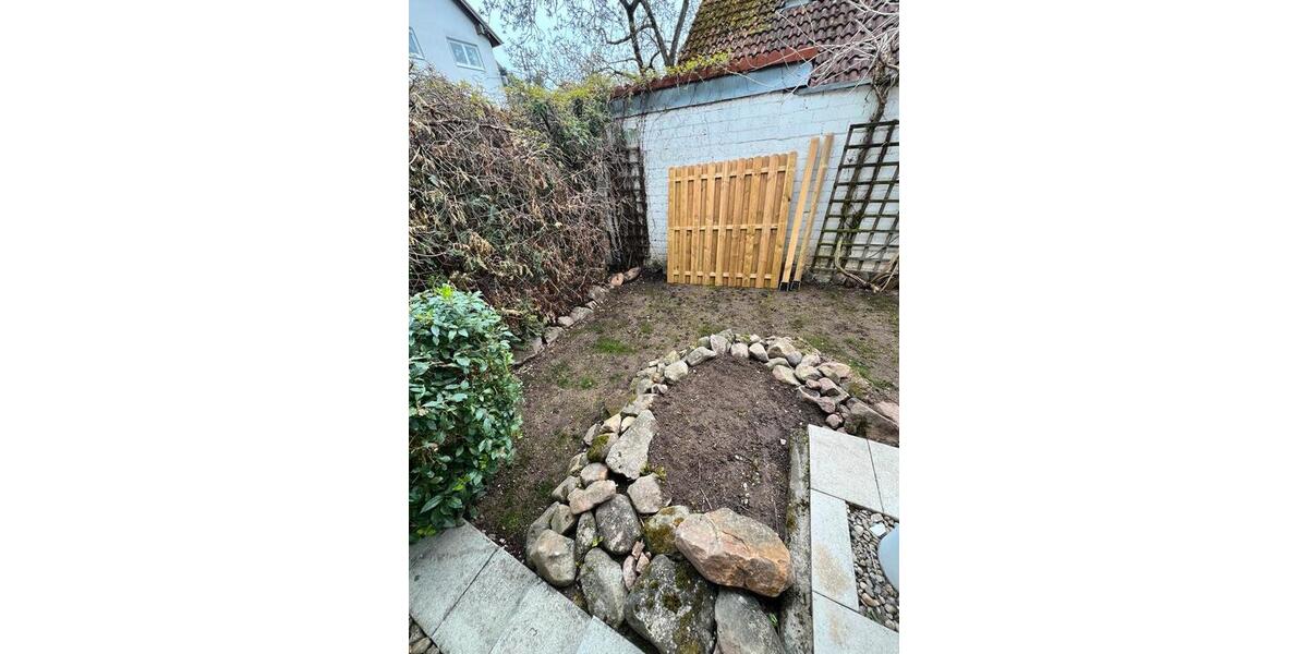 Erdgeschoßwohnung Haßloch - 2 Zimmer, 72 m&sup2;, 1.200&euro; | Angebot:26150703