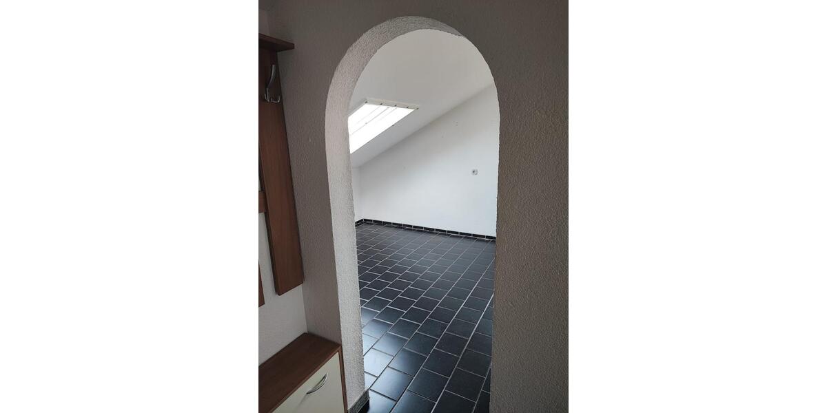 Dachgeschoßwohnung Lampertheim - 1 Zimmer, 44 m&sup2;, 640&euro; | Angebot:25590676