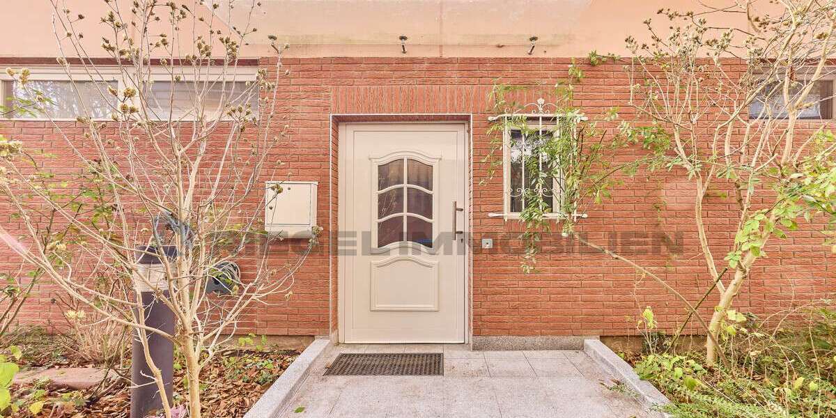 Haus zum Kaufen in Mannheim Herzogenried 545.000 € 121.05 m² 4 zimmer