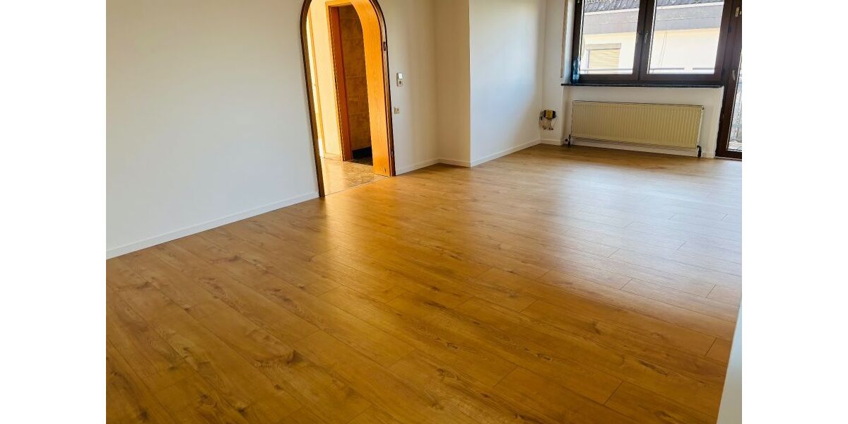 Provisionsfrei* Freistehendes Zwei-Familienhaus in bevorzugter Stadtrandlage in Viernheim - Neuzenlache von privat - Mehrfamilienhaus, Wohnhaus Viernheim | Angebot:24717370