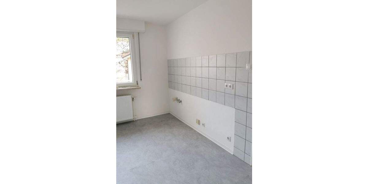 Etagenwohnung Ludwigshafen Süd - 2 Zimmer, 50 m&sup2;, 670&euro; | Angebot:25338588