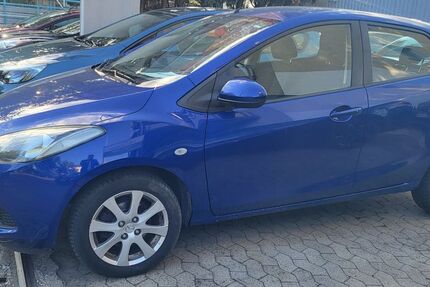 Mazda 2 141.000 km 3.990 &euro; Ludwigshafen am Rhein 67059