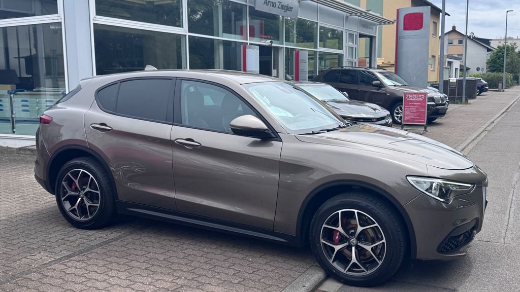 Alfa Romeo Stelvio 83.209 km 23.200 &euro; Hockenheim 68766